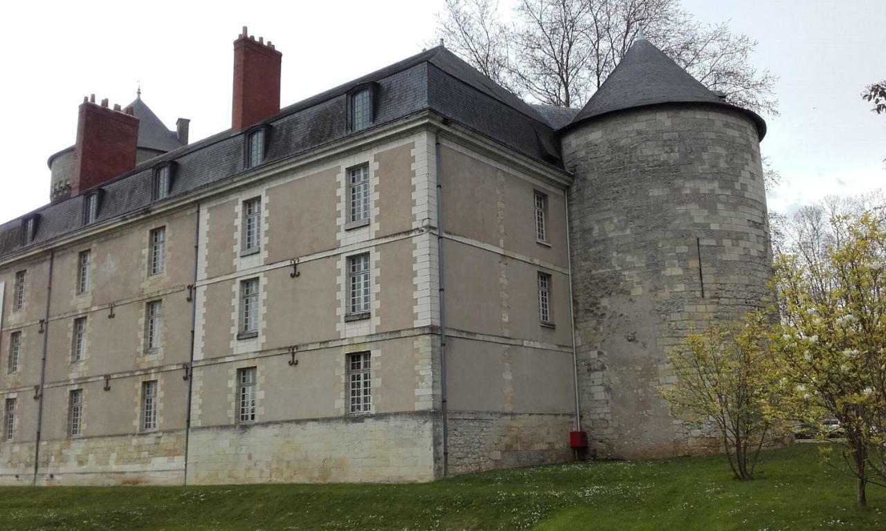تور Gite De La Tour De Guise 2 المظهر الخارجي الصورة